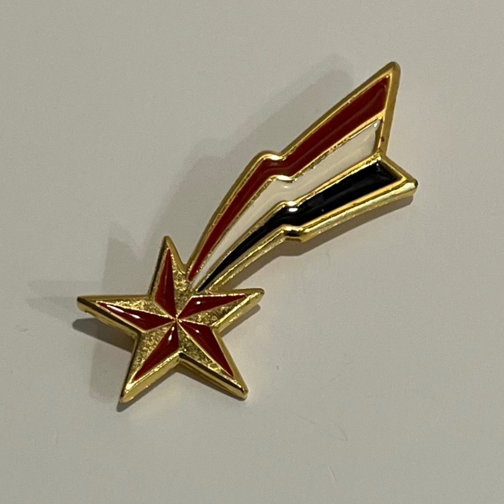 Vintage Shooting Star Brooch Pin Signed LIA Red White Blue On Gold Tone Metal